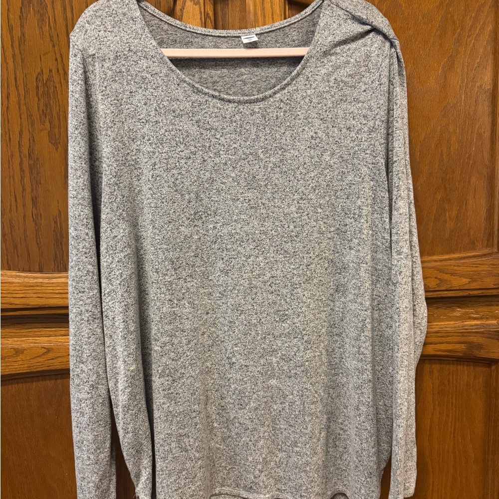 Old Navy Heathered Gray Sweater